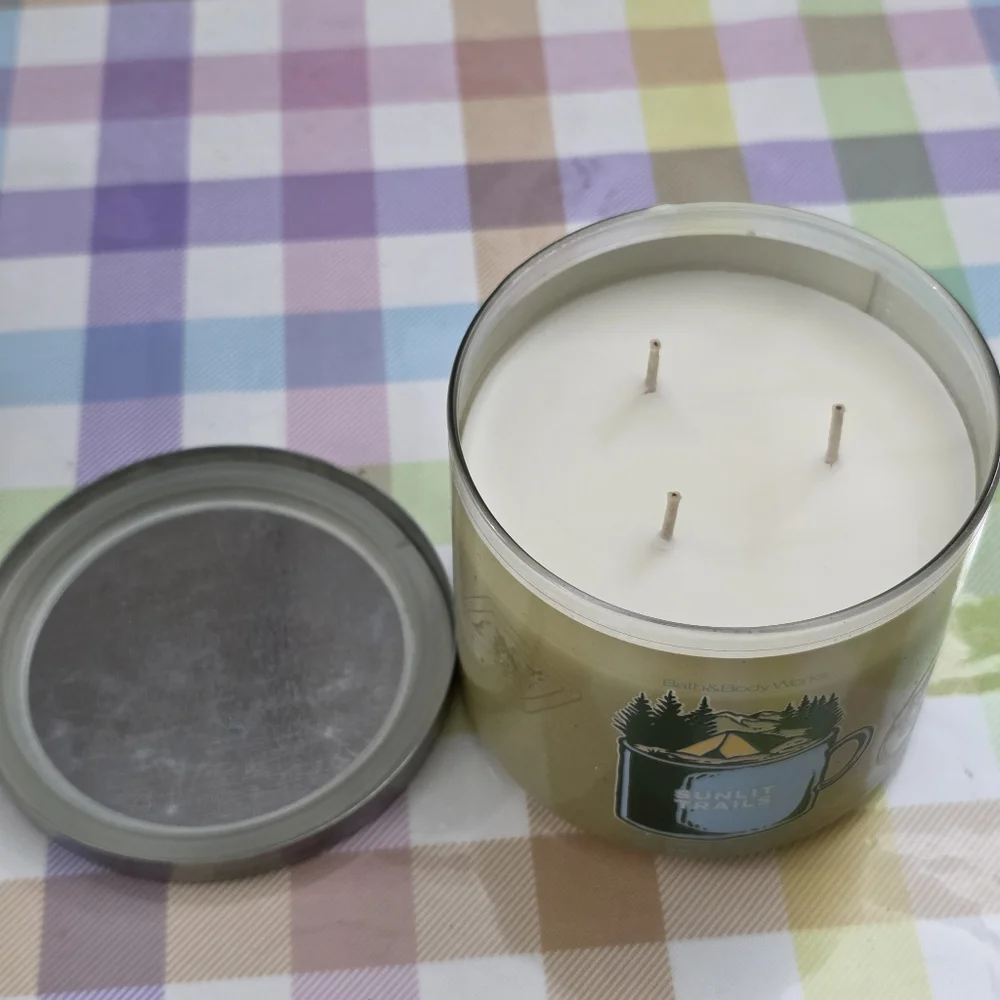 Bath & Body Works Sunlit Trails Soy Wax 3-Wick Candle NEW RARE / Safe Shipping
